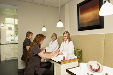 Nail salon
