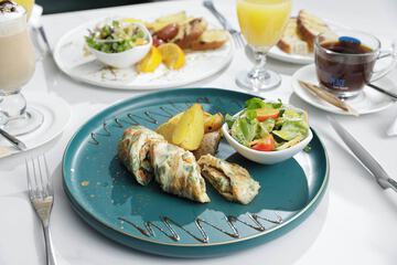 Breakfast meal