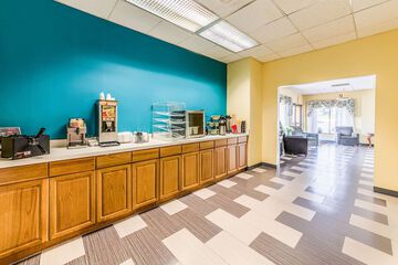 Breakfast/Coffee Service 20 of 22