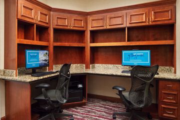 Business Center 38 of 38