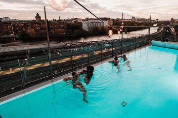 Rooftop pool