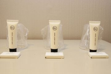 Bathroom amenities