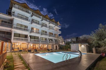 Front of property - evening/night
