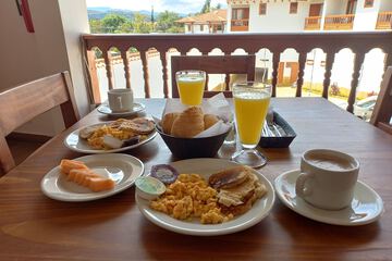 Breakfast meal