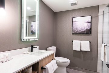 Bathroom amenities