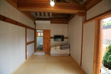 Photo 38