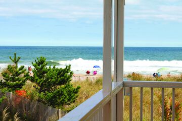Seabonay Oceanfront Motel
