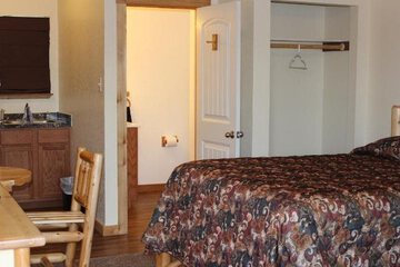 Photo 6