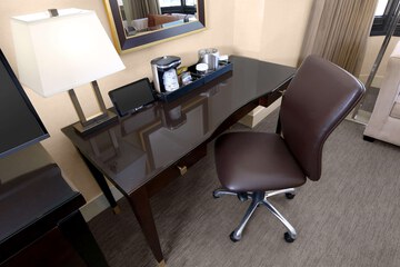 Room 42 of 176