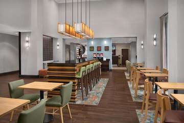 Hampton Inn & Suites Baltimore North / Timonium