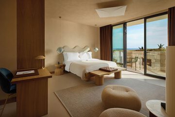 Beach/ocean view