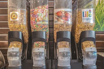 Breakfast/Coffee Service 36 of 41