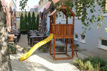 Children's play area - outdoor