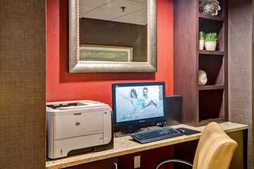 Business Center 39 of 40