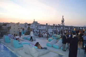Sundeck