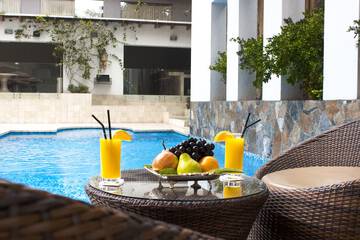 Poolside bar