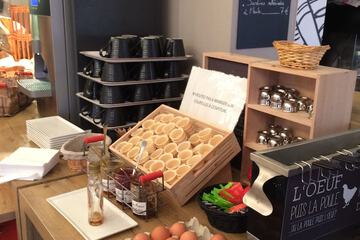 Breakfast buffet