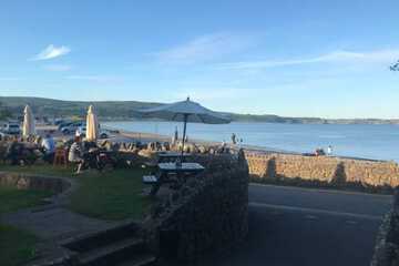 Beach bar