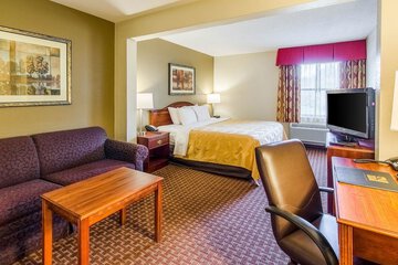 Room 43 of 49