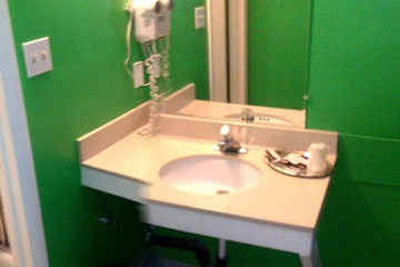 Bathroom sink