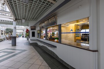 Food court