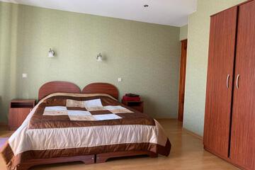 Photo 47