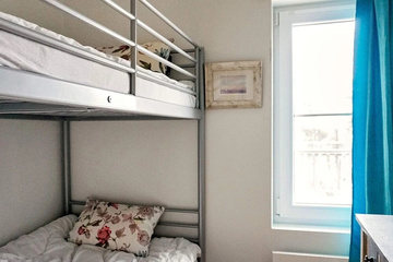 guest_rooms