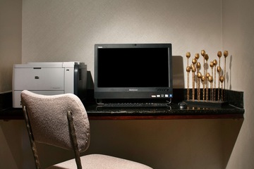 Business Center 64 of 67