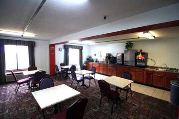 Breakfast/Coffee Service 26 of 30