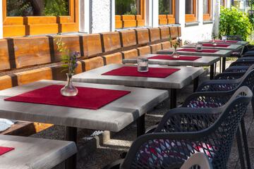 Sundeck