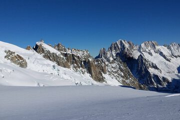 Skiing