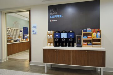 Breakfast/Coffee Service 101 of 115