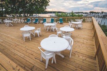 Sundeck