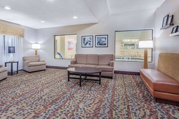 Hotel Interior 12 of 41