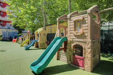 Children's play area - outdoor