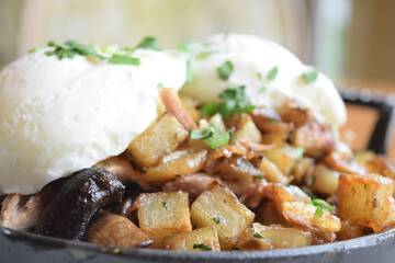 Breakfast/Coffee Service 77 of 90