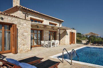 Private pool