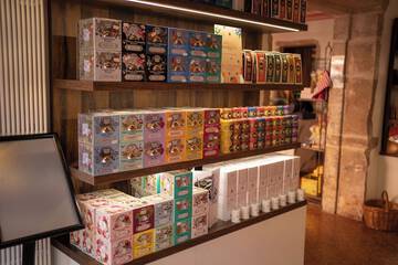 Gift shop