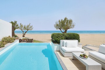 Beach/ocean view
