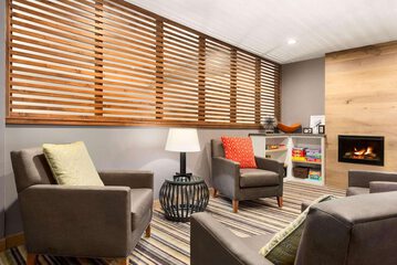 Hotel Interior 5 of 15