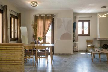 Photo 49