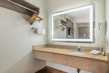 Bathroom amenities