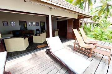 Sundeck