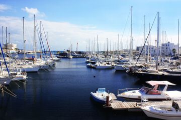 Marina