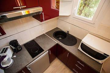Private kitchenette