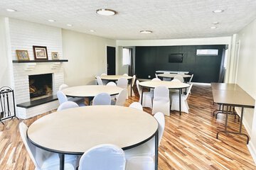 Hotel Interior 12 of 51