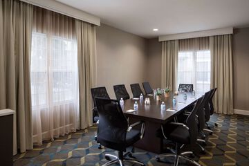 Ballroom/Hall 22 of 26