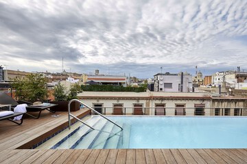 Rooftop pool