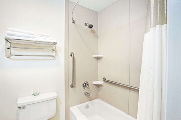 Room 8 of 14