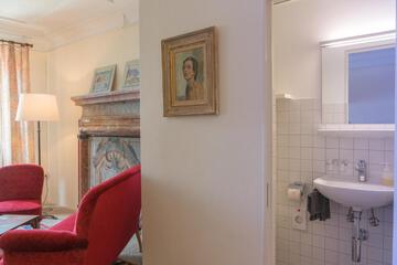 Photo 35